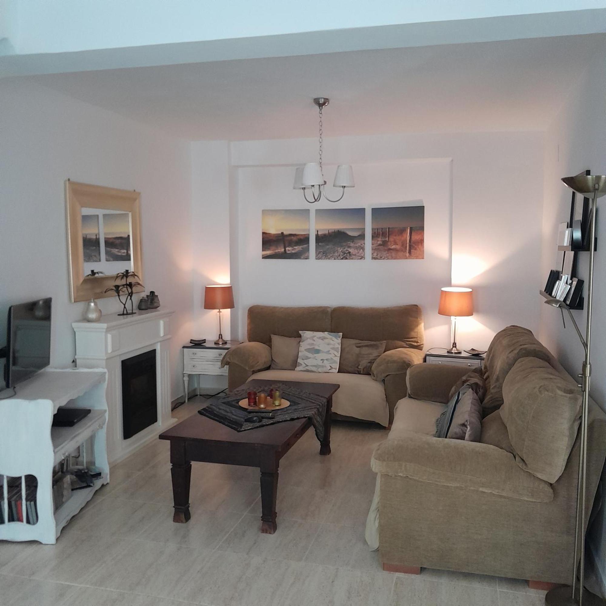 Casa De Tio, 3 Bedroom 2 Bath Townhouse, Casa Centro De Torre Del Mar Kültér fotó